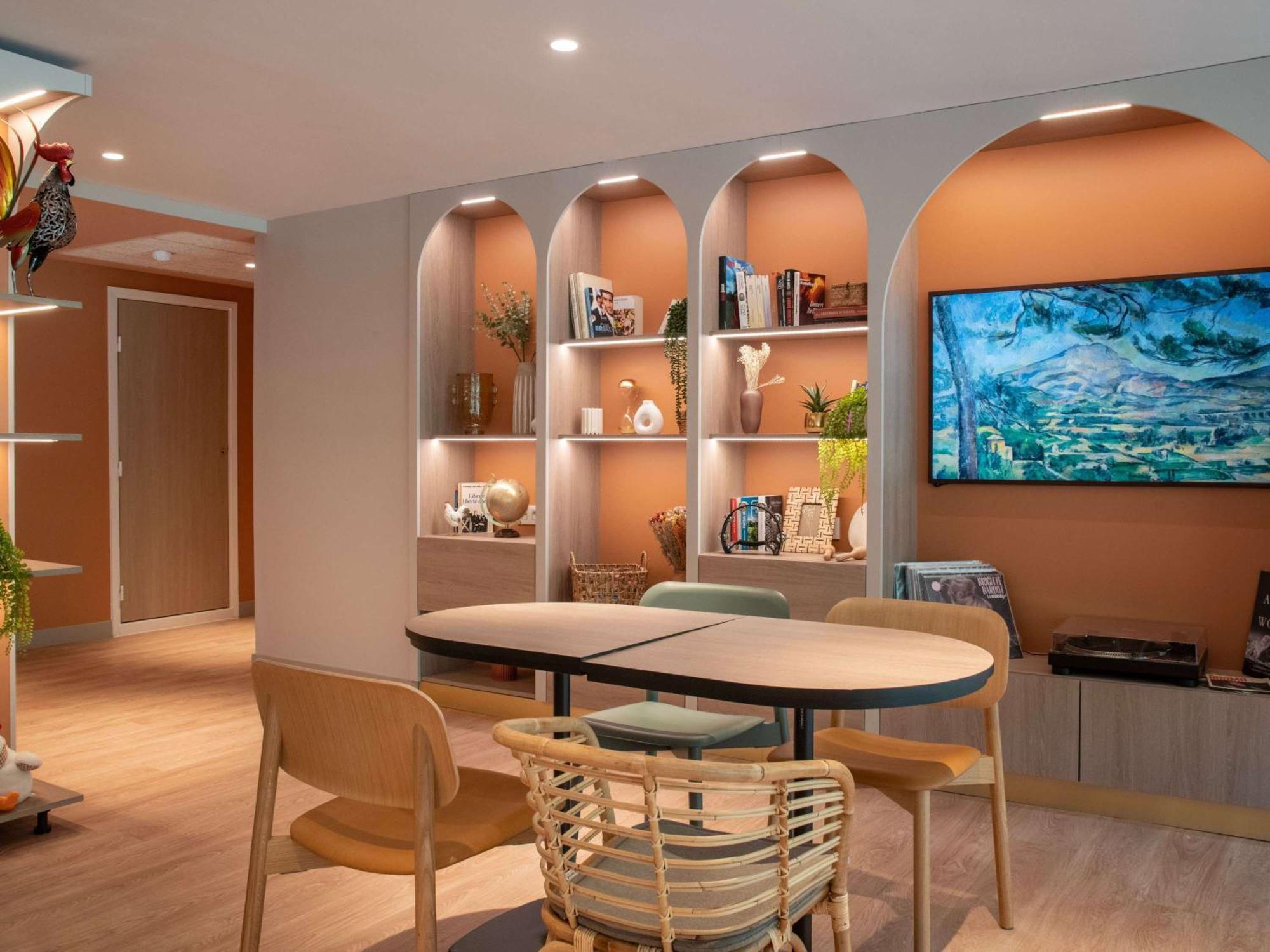 Ibis Golfe De Saint-Tropez Hotel Cogolin Ngoại thất bức ảnh